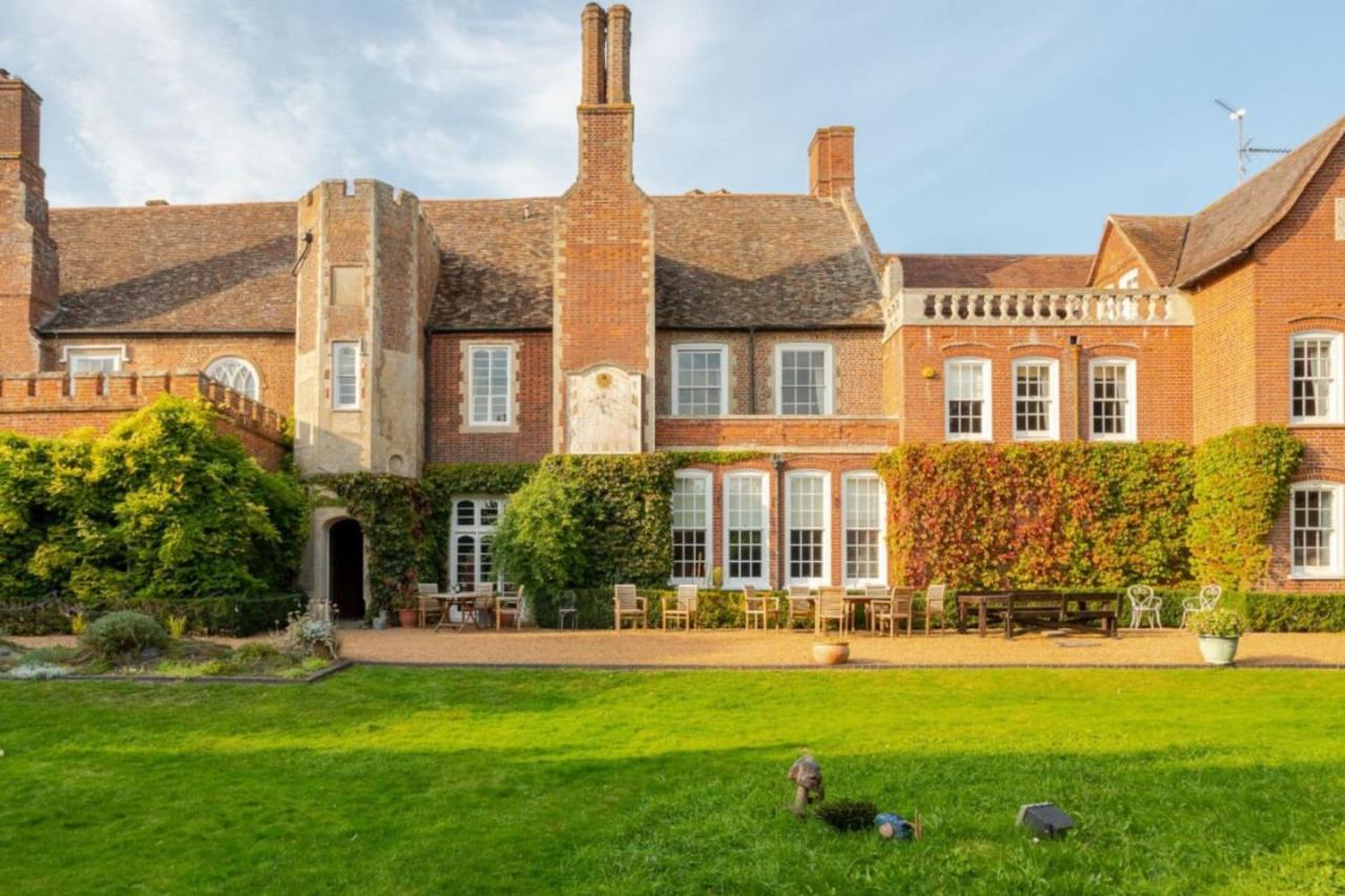 Hockwold Hall - Former Royal Residence Hockwold cum Wilton Екстер'єр фото