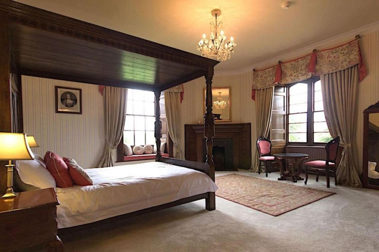 Hockwold Hall - Former Royal Residence Hockwold cum Wilton Екстер'єр фото