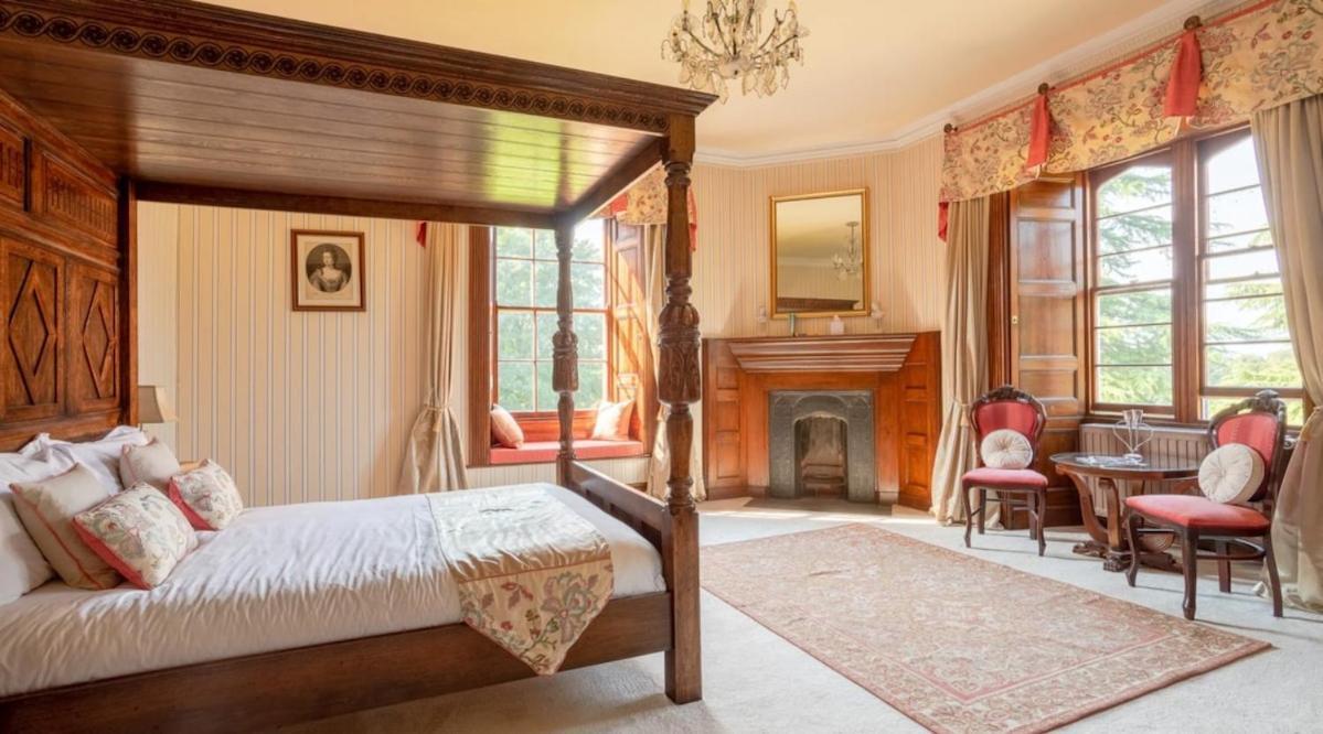 Hockwold Hall - Former Royal Residence Hockwold cum Wilton Екстер'єр фото